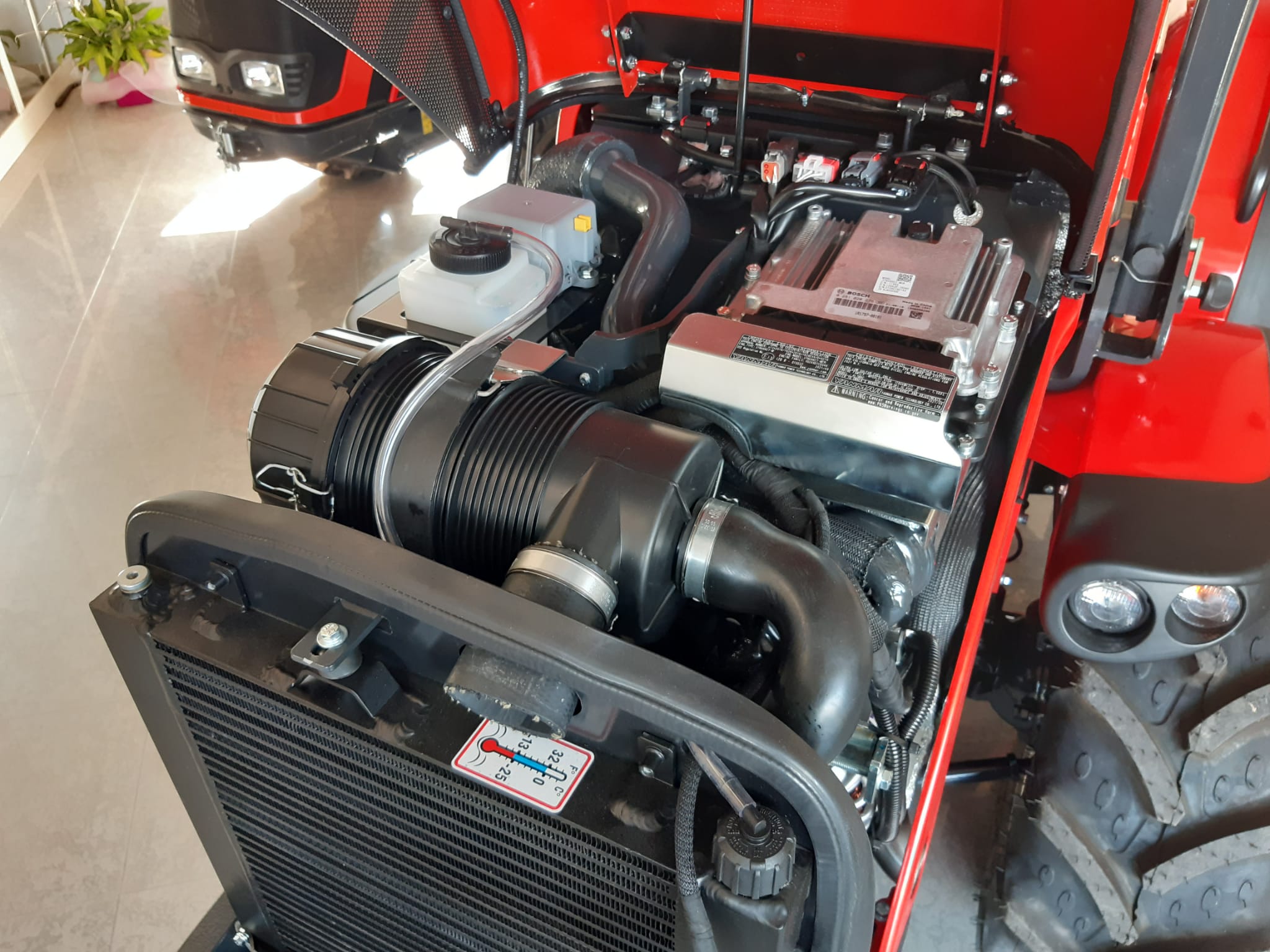 Trattore Nuovo Gommato A. Carraro 4800F-PROMOZIONE - immagine 2