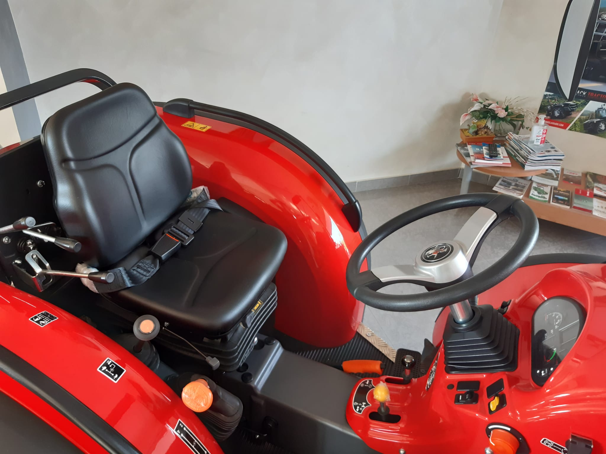 Trattore Nuovo Gommato A. Carraro 4800F-PROMOZIONE - immagine 9