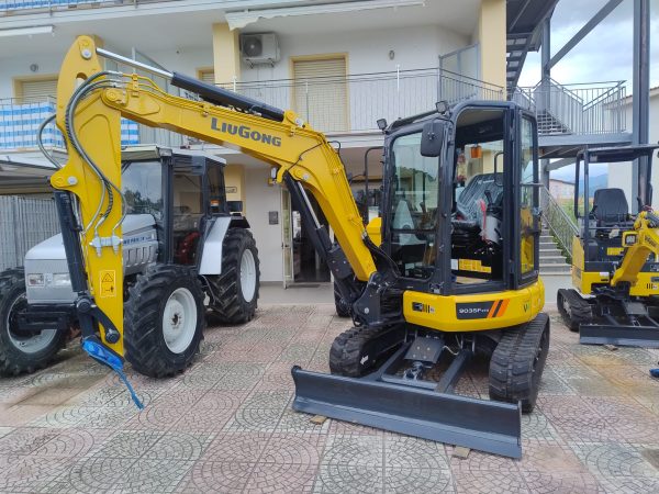 Escavatore Nuovo LiuGong 9035F (39 Quintali)