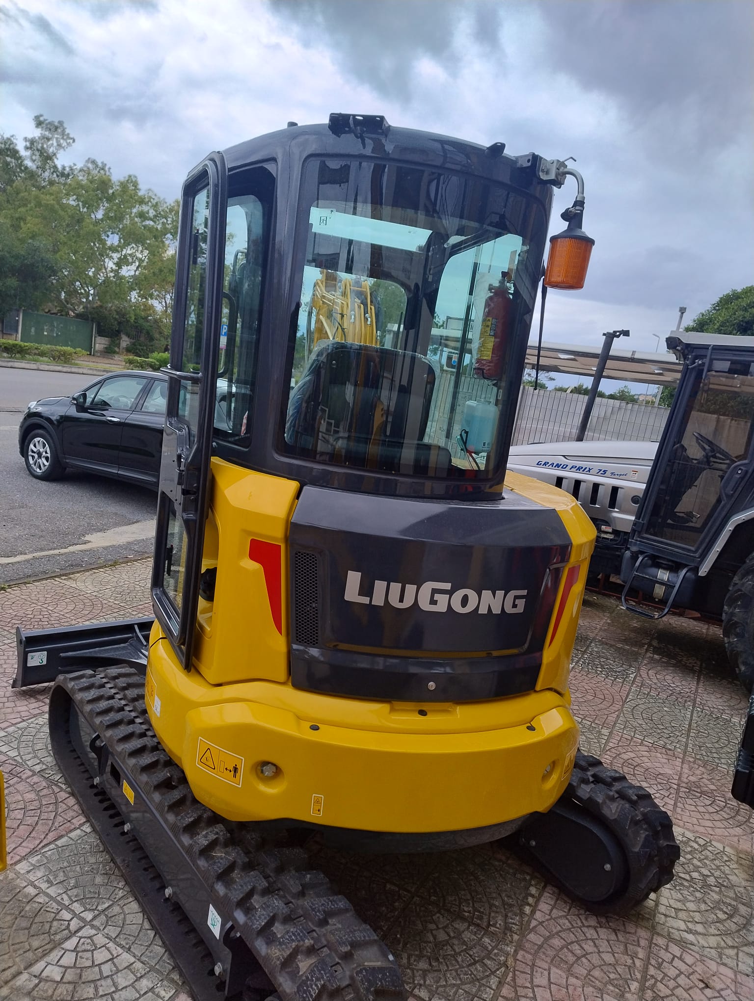 Escavatore Nuovo LiuGong 9035F (39 Quintali) - immagine 3