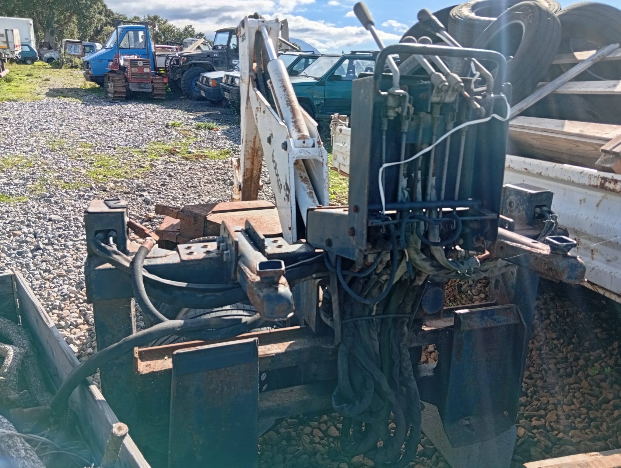 Retroescavatore usato Marca Bobcat 730S - immagine 2