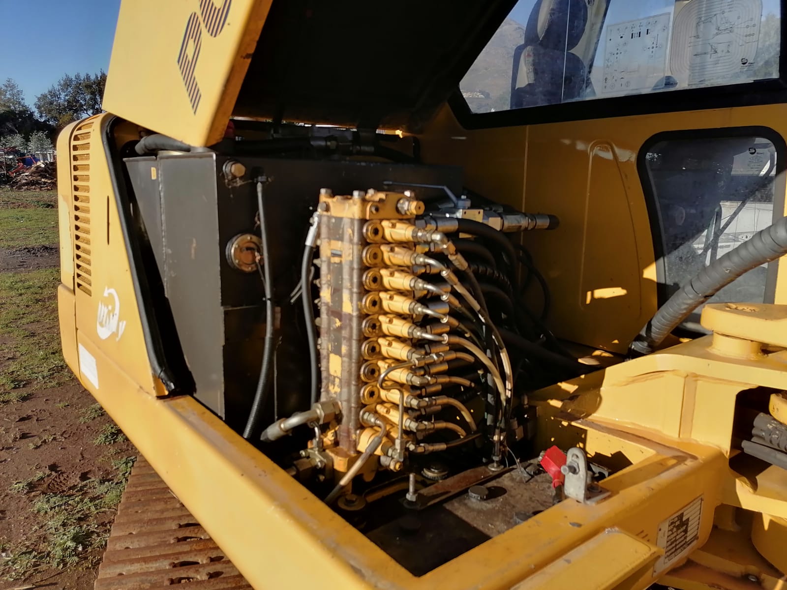 Escavatore Usato Komatsu PC95 Utility (91 Quintali) - immagine 2
