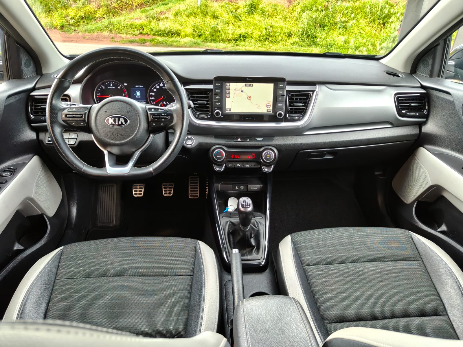 KIA Stonic 1.6 CRDI Energy - 2019 - immagine 11