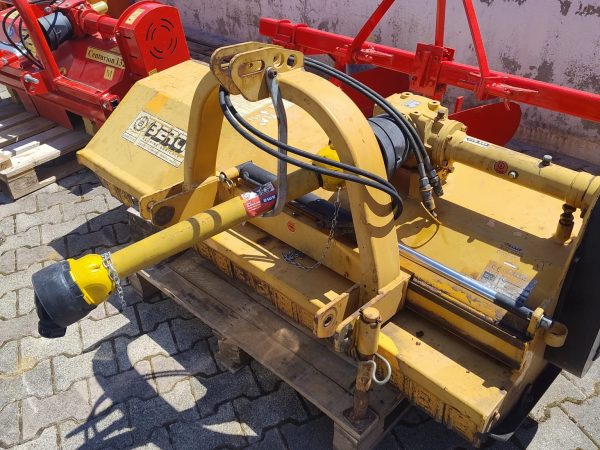- Trincia usata Marca Berti modello AF 180