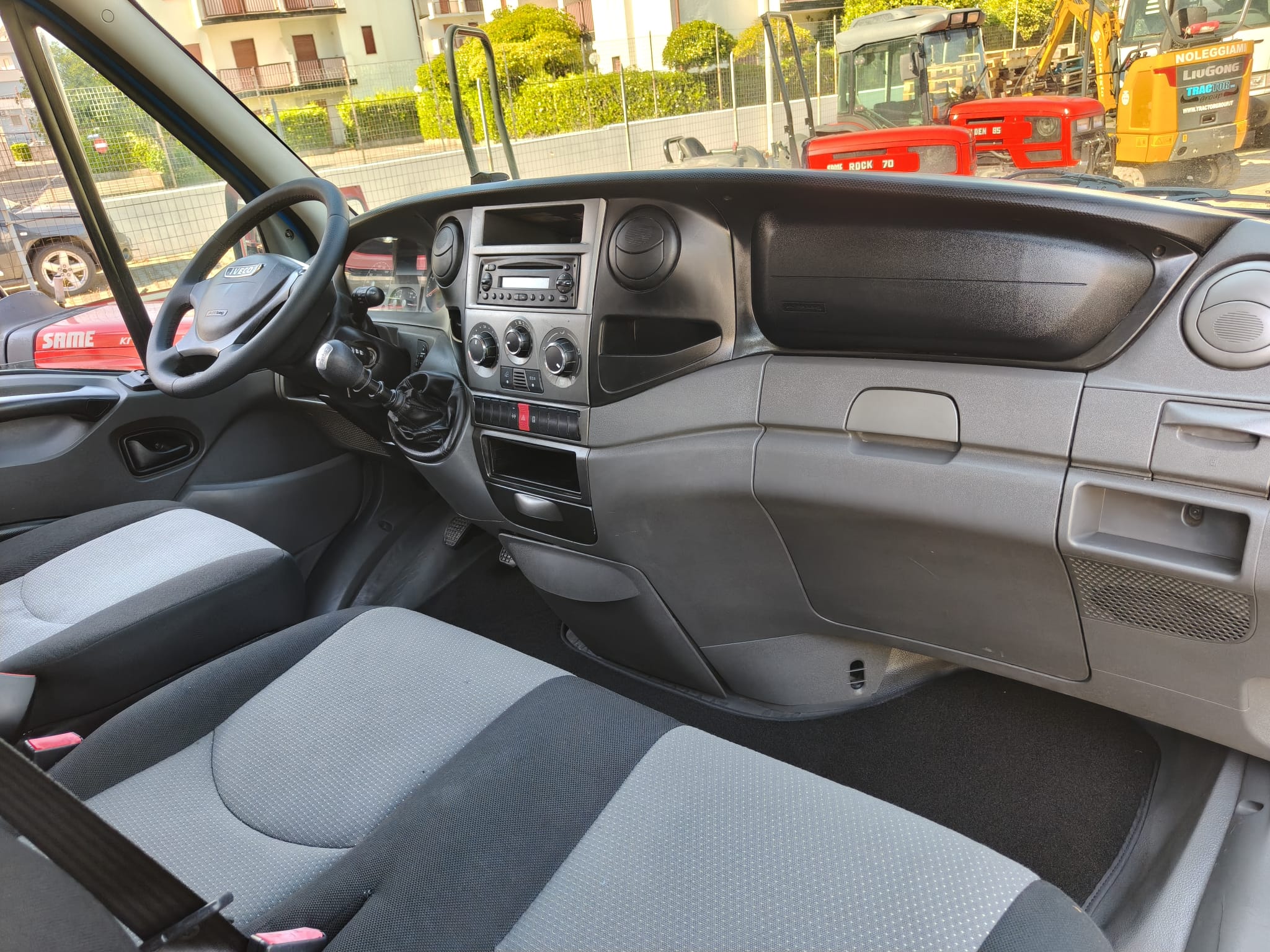 Iveco Daily 35 C15 Ribaltabile + Gru - 2013 - immagine 5