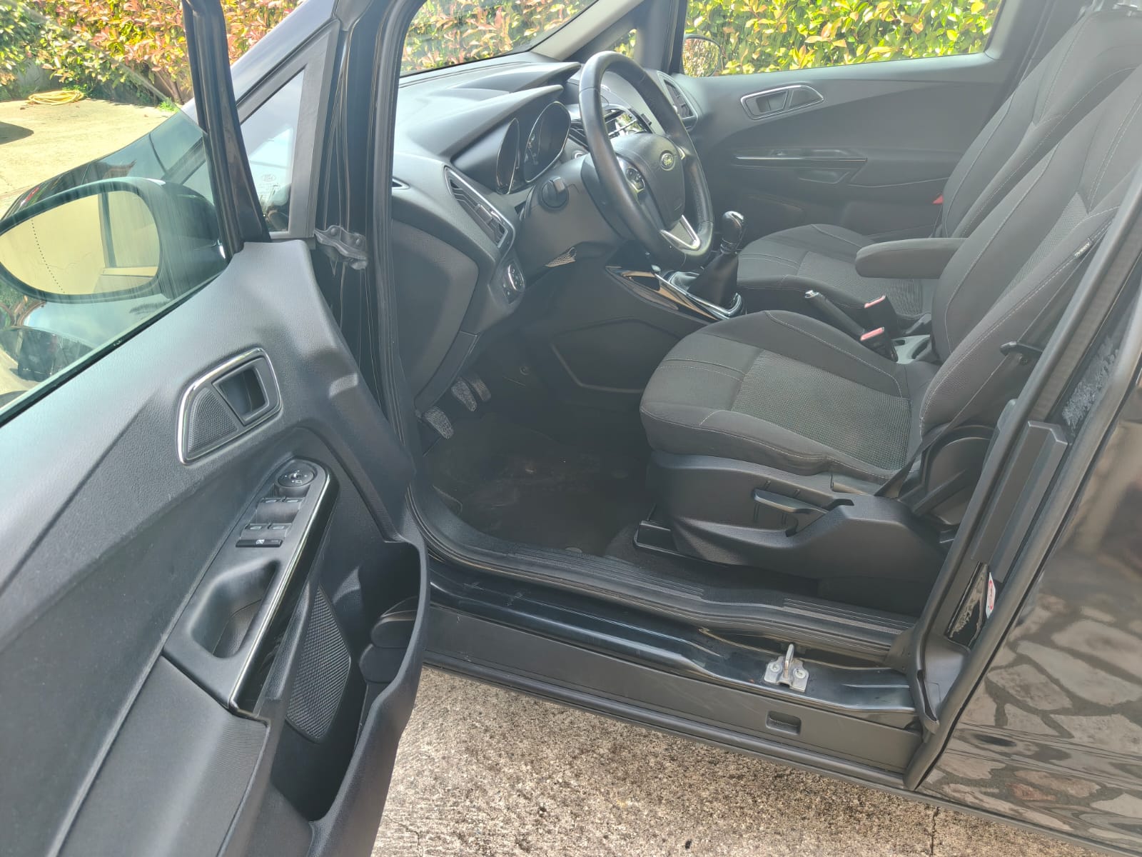 Ford B-MAX 1.5 TDCI Titanium - 2012 - immagine 11