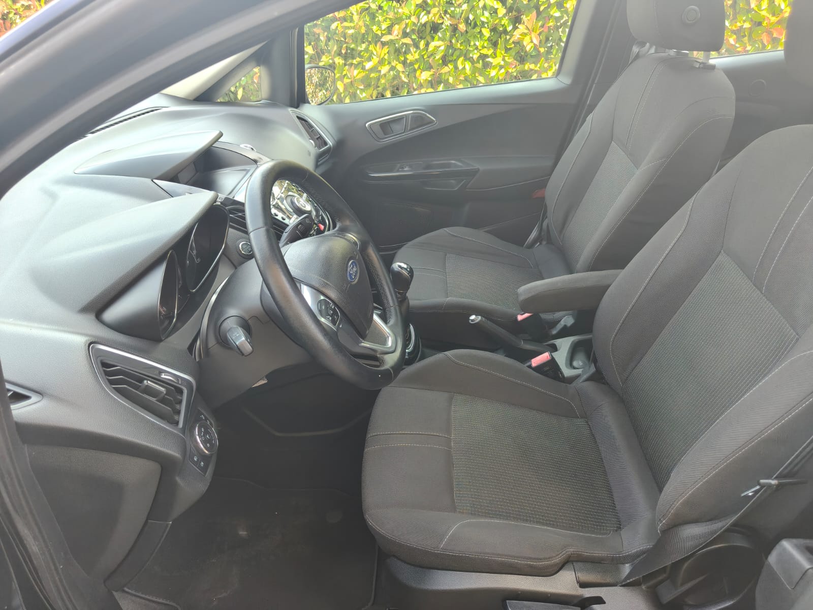 Ford B-MAX 1.5 TDCI Titanium - 2012 - immagine 12