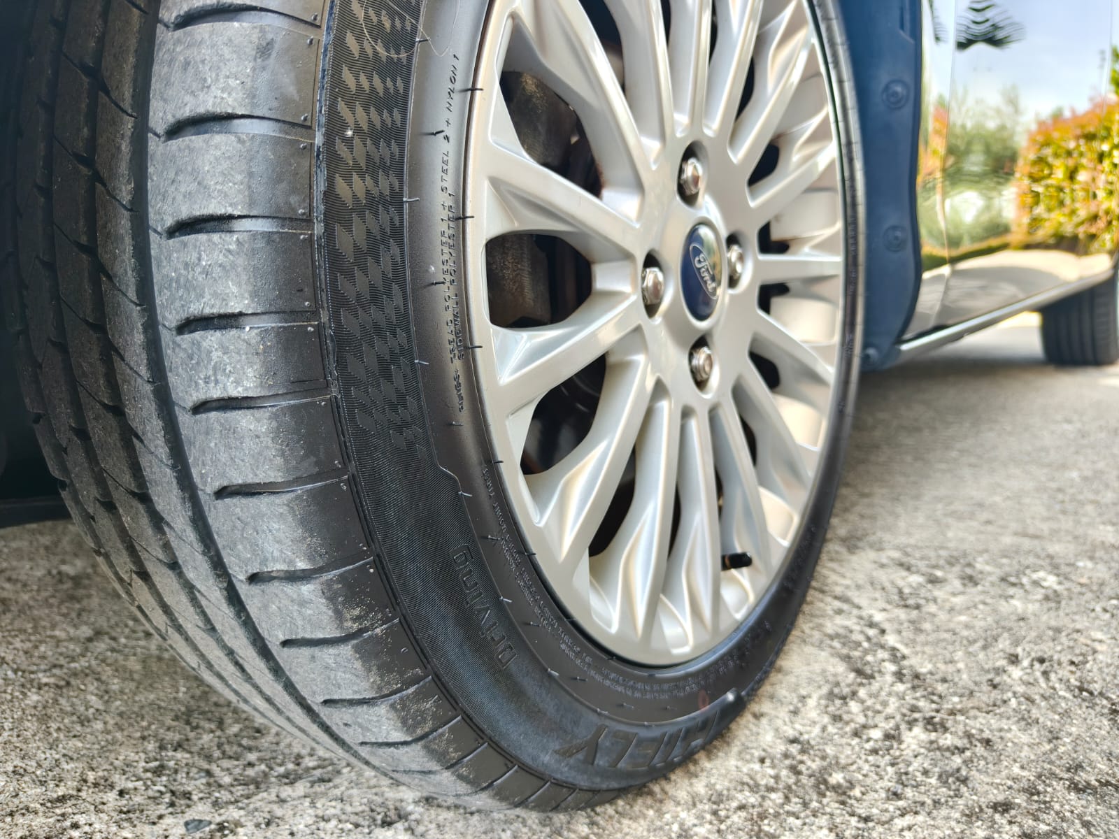 Ford B-MAX 1.5 TDCI Titanium - 2012 - immagine 3