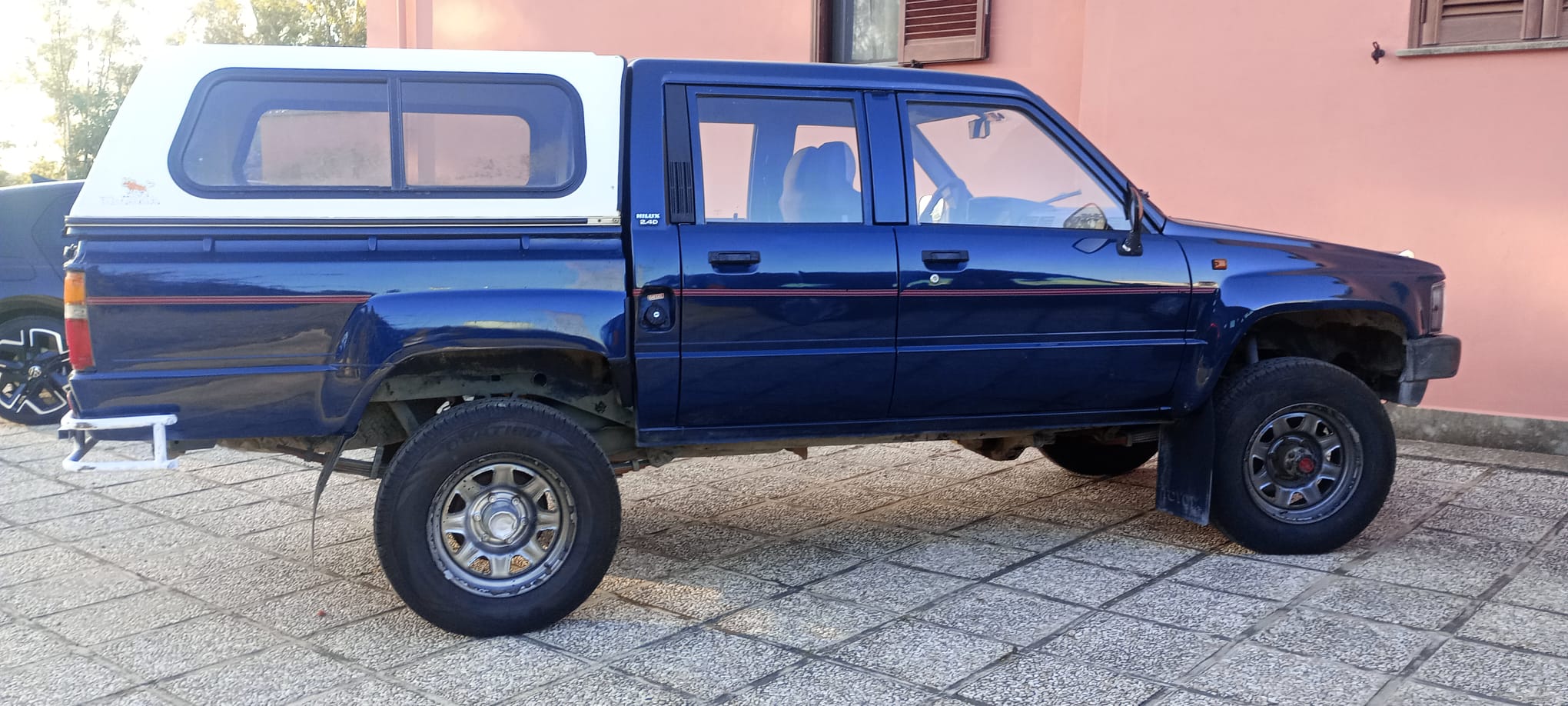 Toyota Hilux LN 65 - 4 porte – 4x4 - immagine 2