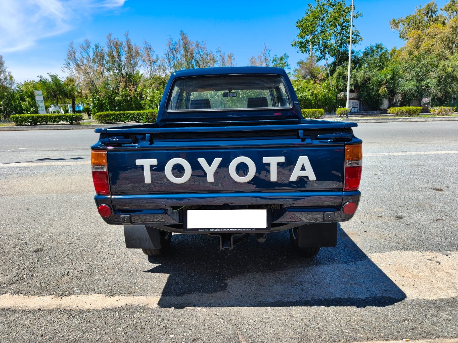Toyota Hilux LN 65 - 4 porte – 4x4 - immagine 22