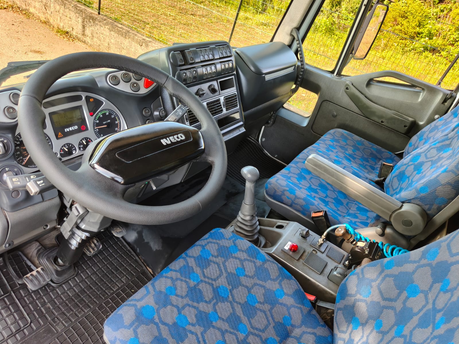 Iveco Eurocargo 100e18 - Ribaltabile + Gru - 2005 - immagine 14