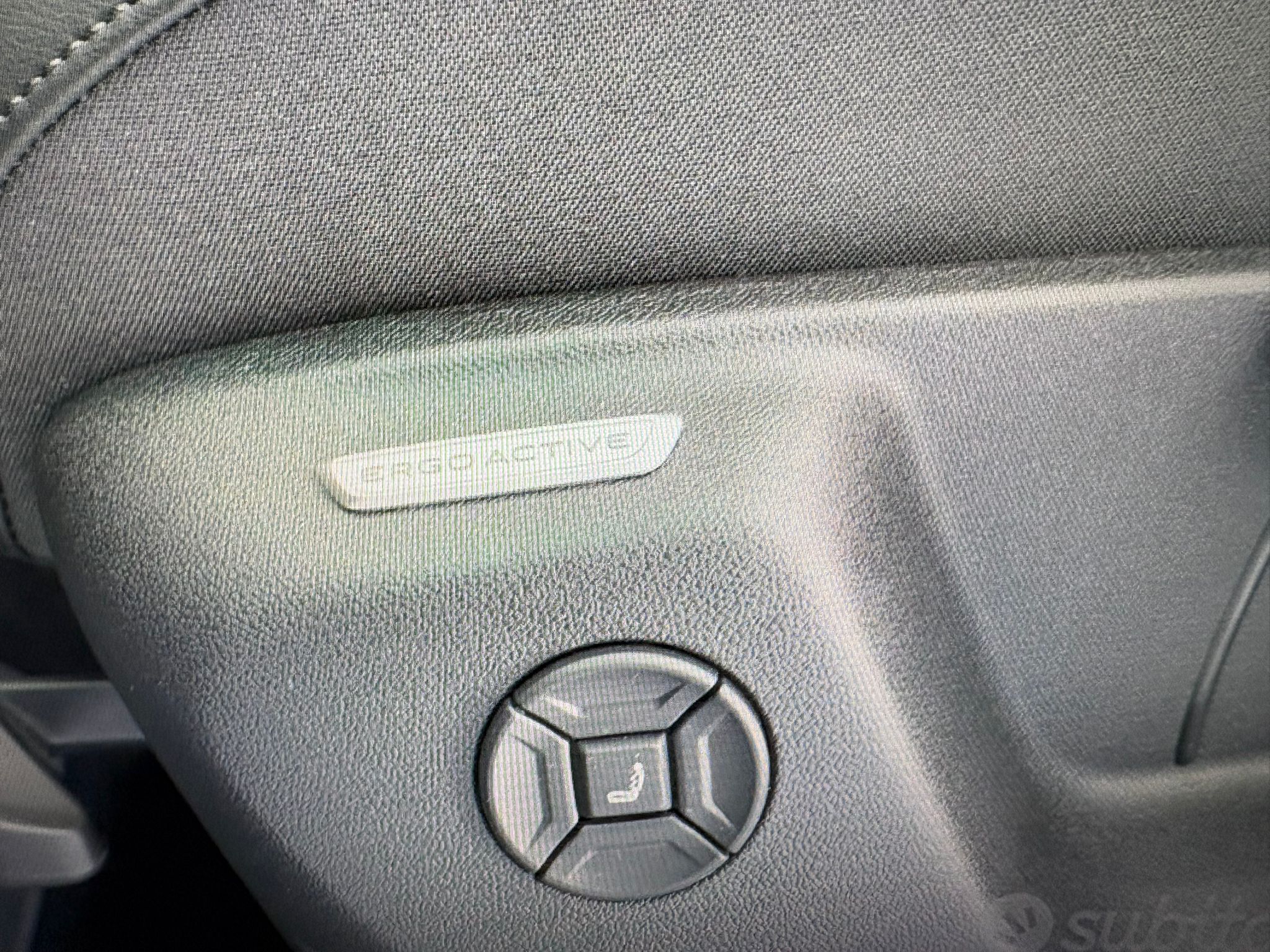 Volkswagen Tiguan 2.0 Tdi Elegance - 2024 - immagine 23
