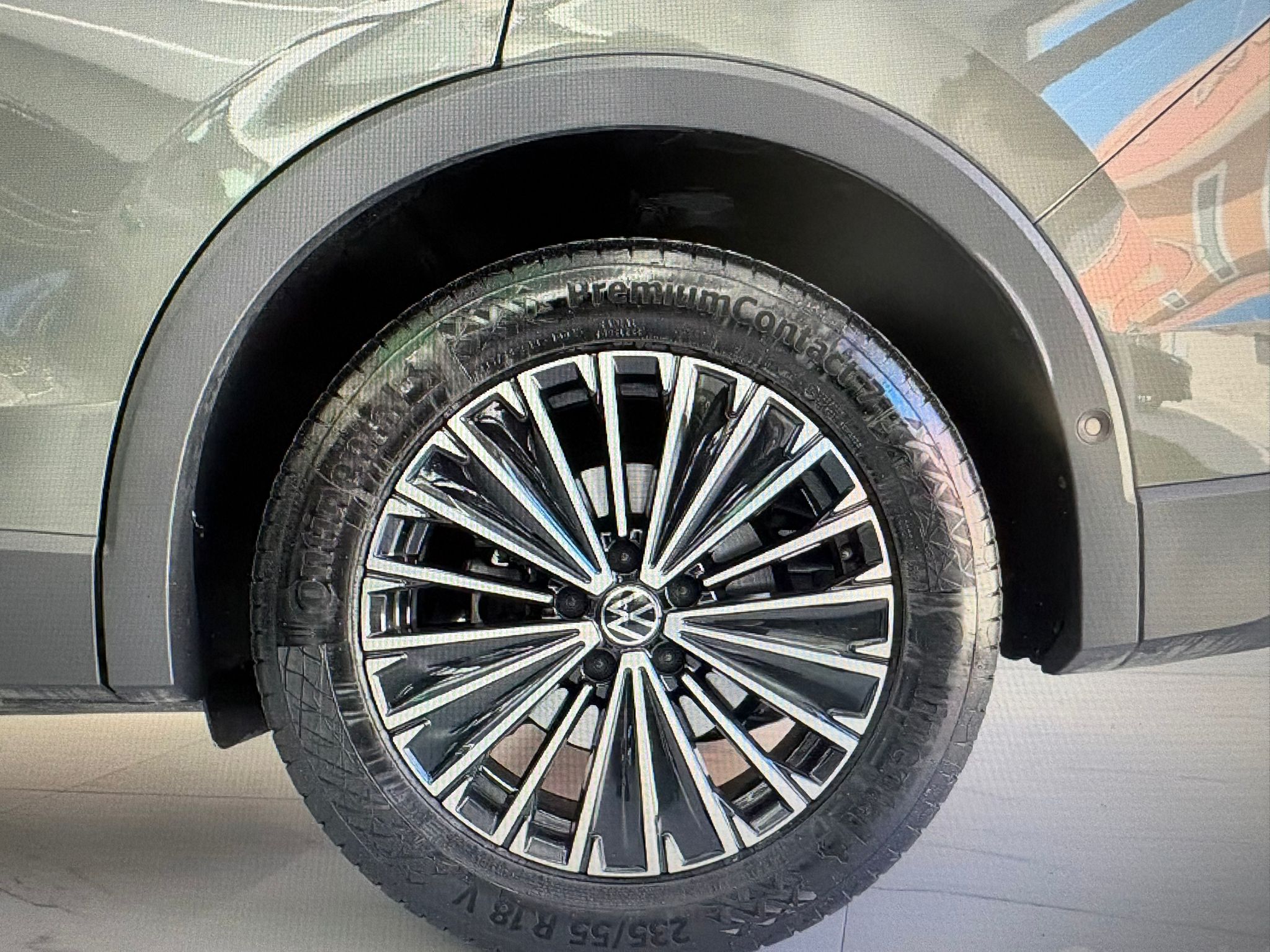 Volkswagen Tiguan 2.0 Tdi Elegance - 2024 - immagine 17