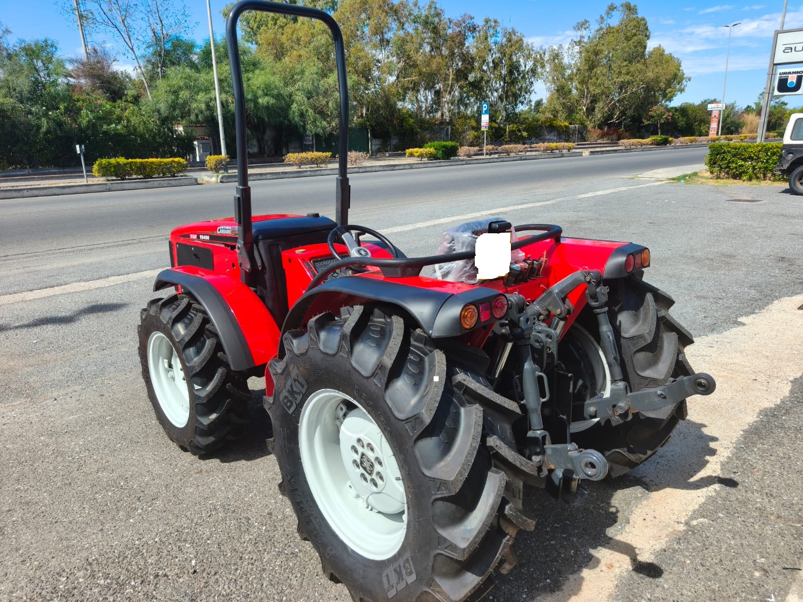 Trattore gommato A. Carraro TGF 10400 - Frutteto - immagine 14