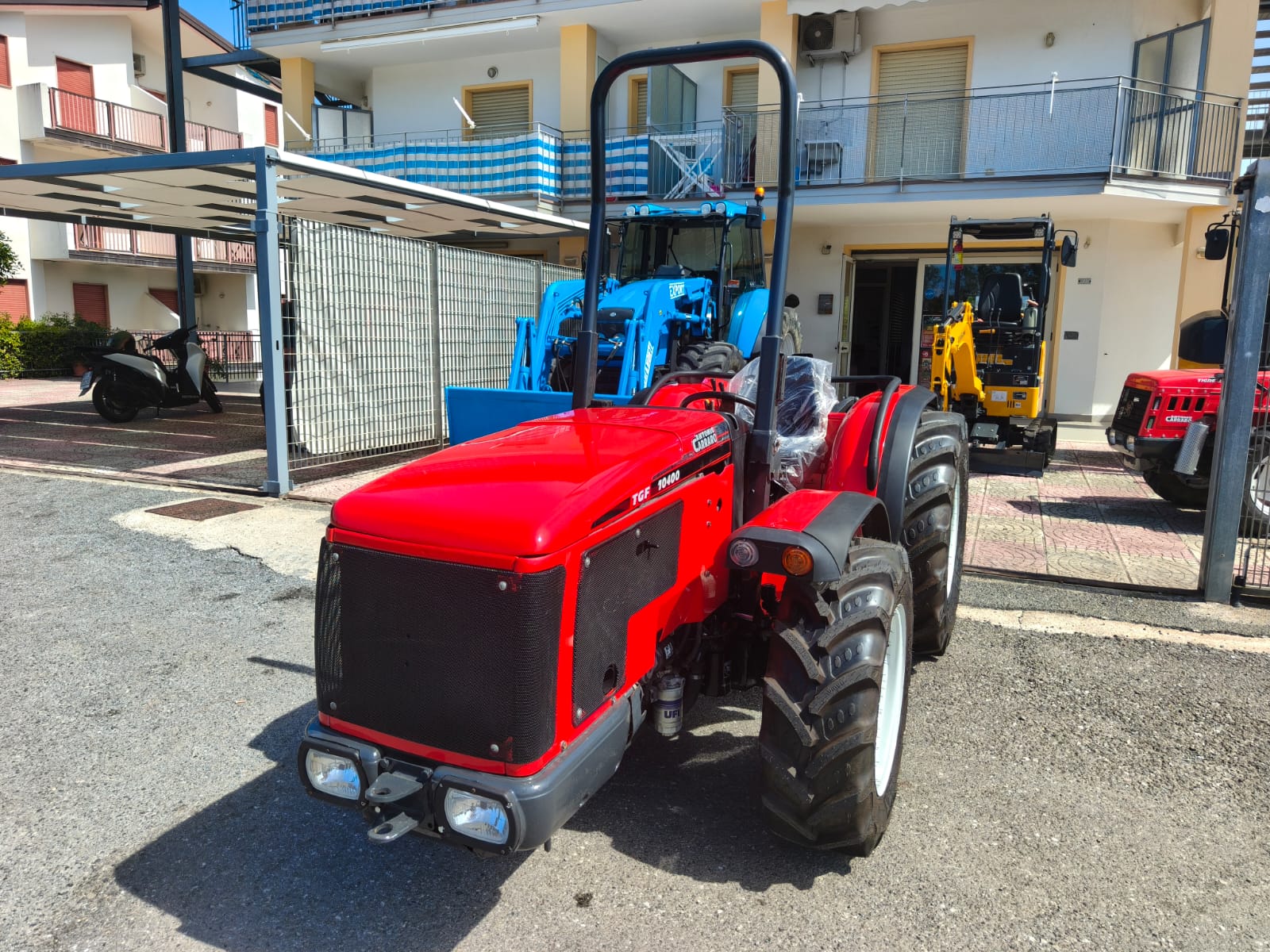 Trattore gommato A. Carraro TGF 10400 - Frutteto - immagine 22